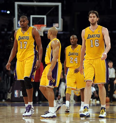 lakers roster 2011 stats